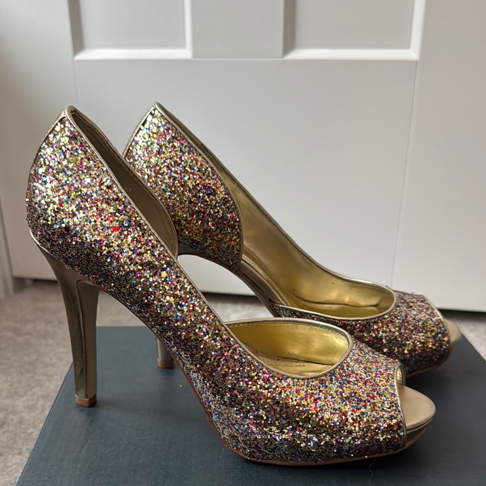 Stylish Sparkly Peep-Toe Heels